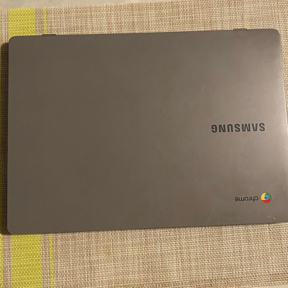 Samsung Silver Chromebook